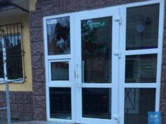 Кримінальна ніч Нововолинська: викрали з магазину техніку Apple, розтрощили вікна аптеки та «секонд-хенду» Кримінальна ніч Нововолинська: викрали з магазину техніку Apple