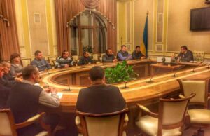Нововолинські шахтарі домовилися з міністром про 18 мільйонів на зарплати Нововолинські шахтарі домовилися з міністром про 18 мільйонів на зарплати