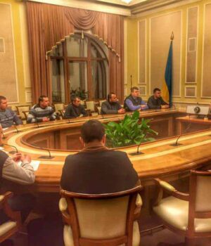 Нововолинські шахтарі  домовилися з міністром про 18 мільйонів на зарплати