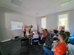 У Нововолинській центральній бібліотеці навчали графічному дизайну У-Нововолинській-центральній-бібліотеці-навчали-графічному-дизайну