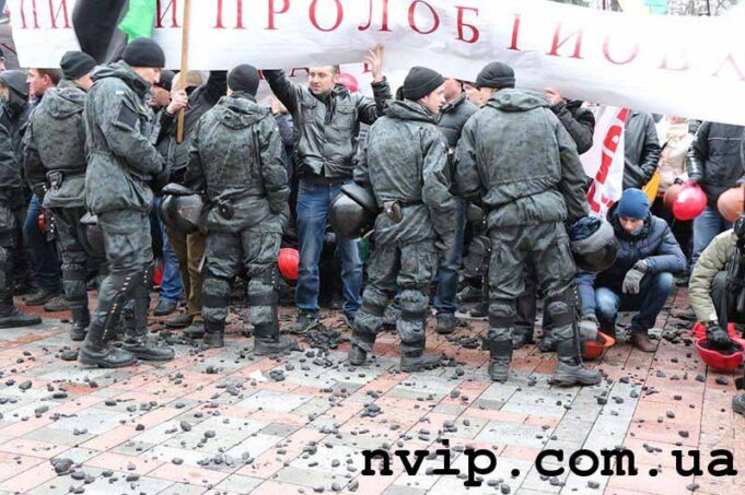 Нововолинські шахтарі готують акції протесту Нововолинські шахтарі готують акції протесту