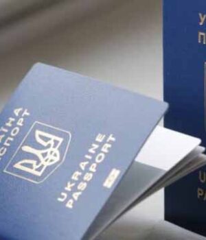 Недолуге управління: чому в нововолинському ЦНАПі досі не приймають документи на біометричні паспорти?