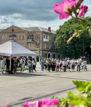 День-Конституції-України:-у-Нововолинську-відбувся-благодійний-захід