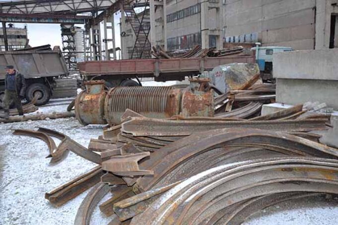 Обладнання з шахти №1 «Нововолинська» не відвантажують на червоноградські шахти, а здають на металобрухт Обладнання з шахти №1 «Нововолинська» не відвантажують на червоноградські шахти