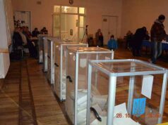 ДВК у ЗОШ №4: скрині з однією пломбою й незрозуміла реакція на зйомку ДВК у ЗОШ №4: скрині з однією пломбою й незрозуміла реакція на зйомку