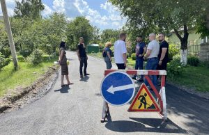 Хід виконання робіт з асфальтування доріг у місті оглянула спеціально створена комісія Хід-виконання-робіт-з-асфальтування-доріг-у-місті-оглянула-спеціально-створена-комісія