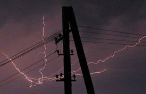 Гроза спричинила аварійну ситуацію у Нововолинську! Гроза спричинила аварійну ситуацію у Нововолинську!