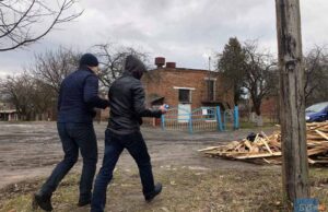 Чоловіка, який крав метал на цвинтарі в Нововолинську, взяли під варту Чоловіка