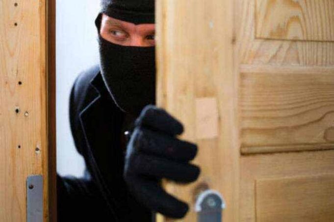 Судитимуть злодія, який обікрав потерпілих на понад 100 тисяч Судитимуть злодія