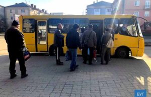 Поліція склала адмінпротокол на водія маршрутки, який порушив правила карантину Поліція склала адмінпротокол на водія маршрутки