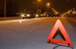 В Угринові перевернувся автобус з пасажирами В Угринові перевернувся автобус з пасажирами