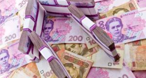 Заступник начальника митного поста “Нововолинськ” “нагрів” державу на 190 тисяч Заступник начальника митного поста "Нововолинськ" "нагрів" державу на 190 тисяч