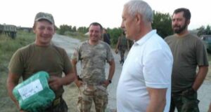 Волинські волонтери на сході: “подарунки” солдатам Волинські волонтери на сході: "подарунки" солдатам