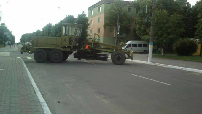 Ремонт доріг по-нововолинськи: на двох вулицях – нове покриття Ремонт доріг по-нововолинськи: на двох вулицях - нове покриття