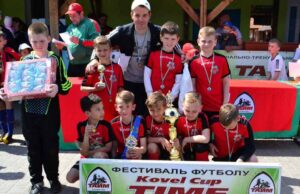 Нововолинські спортсмени стали переможцями у Всеукраїнському фестивалі футболу Нововолинські спортсмени стали переможцями у Всеукраїнському фестивалі футболу