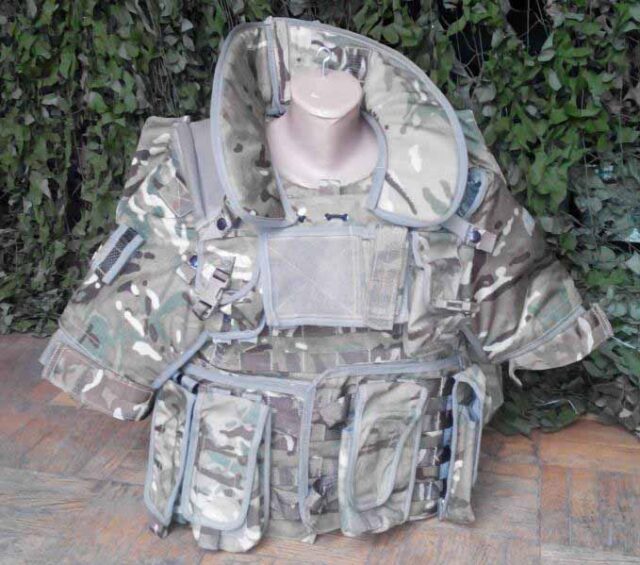 Активісти врятували бронежилети й каски для волинських бійців? (оновлено 02.07.2014) Активісти врятували бронежилети й каски для волинських бійців? (оновлено 02.07.2014)