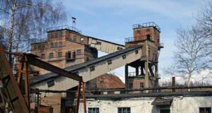 Шахтарі блокуватимуть автотрасу до “смс-ок” про зарплату Шахтарі блокуватимуть автотрасу до "смс-ок" про зарплату