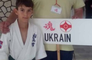 Дмитро Мельничук – бронзовий призер змагань із кіокушин-карате в Румунії Дмитро Мельничук - бронзовий призер змагань із кіокушин-карате в Румунії