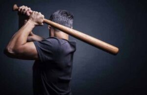 Чоловіку, який вчинив бійку в Благодатному, “світить” від 3 до 7 років в’язниці Чоловіку