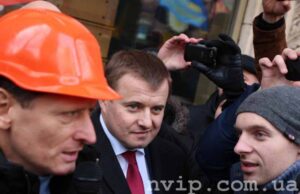 Шахтарям виплатять зарплату й організують зустріч із міністром Шахтарям виплатять зарплату й організують зустріч із міністром