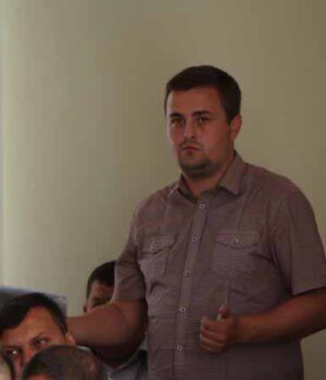 Як учасник бойових дій землю в депутатів вибивав (ВІДЕО)