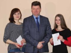 Двом сиротам вручили ключі від житла Двом сиротам вручили ключі від житла