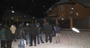 Шахтарі завітали додому до мера Сапожнікова Шахтарі завітали додому до мера Сапожнікова