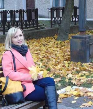 Мамі двох діток потрібна допомога у боротьбі з раком