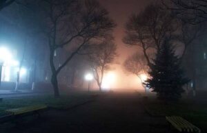 На бульварі Шевченка знову гуляє чоловік, який нападає на дівчат! На бульварі Шевченка знову гуляє чоловік