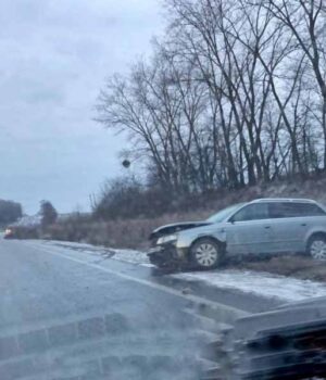 На трасі Володимир-Волинський – Нововолинськ сталось ДТП з трьома автівками!