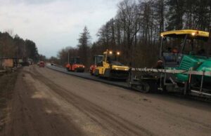 Від річки Буг до Нововолинська кипить робота по капітальному ремонту дороги Від річки Буг до Нововолинська кипить робота по капітальному ремонту дороги