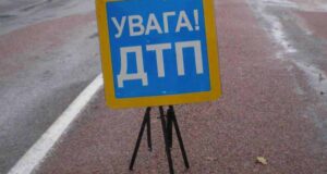 Аварія в Затурцях: “Рено” зіткувся із автобусом Аварія в Затурцях: "Рено" зіткувся із автобусом