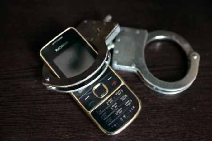Грабіжника вирахували за викраденим телефоном Грабіжника вирахували за викраденим телефоном
