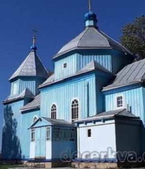 88_13 У Грибовиці у священика забирають хату