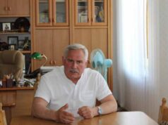 “Разом з вами піду я косити”, – Сапожніков бідкається через високу траву "Разом з вами піду я косити"