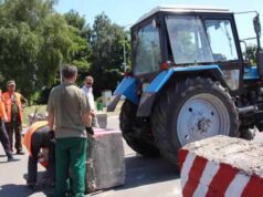 Регіональний директор серед ночі тягав плити на “ОККО” Регіональний директор серед ночі тягав плити на "ОККО"