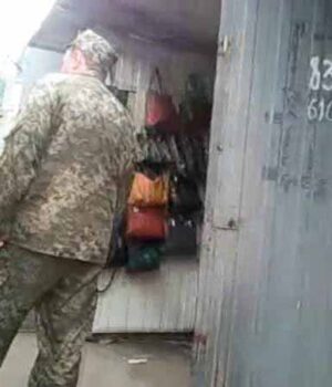 Підприємцям на ринку вручають повістки (ВІДЕО)