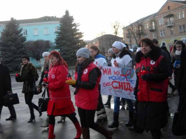 Свічкова хода в День боротьби зі СНІДом Свічкова хода в День боротьби зі СНІДом