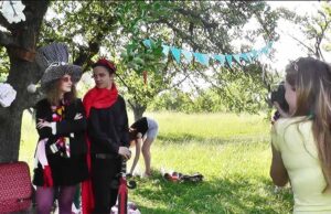 «Аліса в країні чудес» – фотодень у Нововолинську «Аліса в країні чудес» - фотодень у Нововолинську