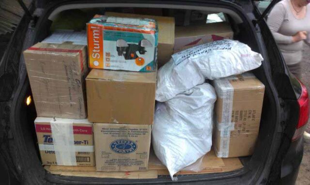 Нововолинські волонтери: чергова порція броніків та передач Нововолинські волонтери: чергова порція броніків та передач