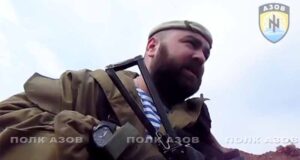 «Азов» дає відповідь терористам у Широкиному «Азов» дає відповідь терористам у Широкиному