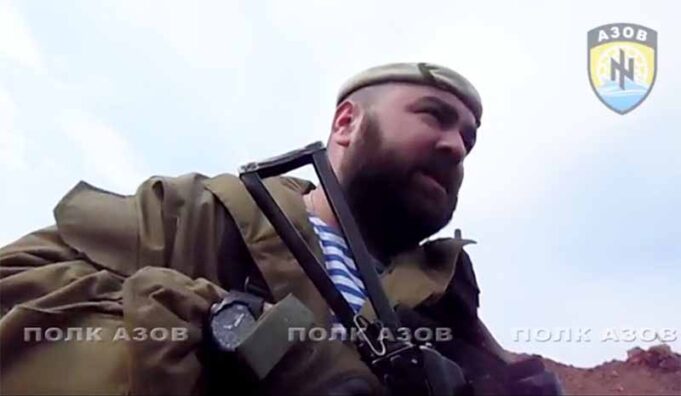 «Азов» дає відповідь терористам у Широкиному «Азов» дає відповідь терористам у Широкиному