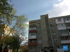 У Нововолинську хлопець намагався кинутися з п`ятиповерхівки У Нововолинську хлопець намагався кинутися з п`ятиповерхівки