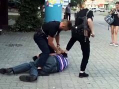 Пов’язали чоловіка, який хуліганив у магазині! (ВІДЕО) Пов’язали чоловіка