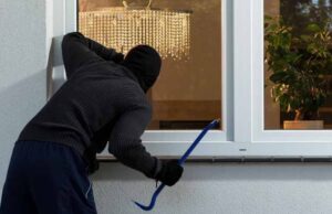 Жителю Нововолинська за крадіжку з квартири загрожує до шести років позбавлення волі Жителю Нововолинська за крадіжку з квартири загрожує до шести років позбавлення волі