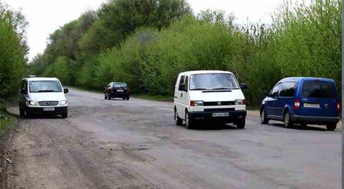 На дорогу до Володимира витратять ще 110 мільйонів гривень На дорогу до Володимира витратять ще 110 мільйонів гривень