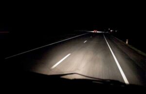 Їдучи із Володимира легковик врізався у бетонну плиту на блокпосту, є постраждалі Їдучи із Володимира легковик врізався у бетонну плиту на блокпосту