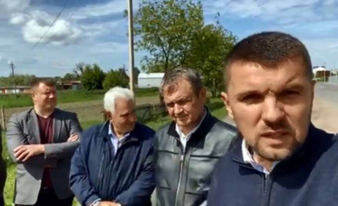 Новій дорозі з Нововолинська в Іваничі бути, – Гузь Новій дорозі з Нововолинська в Іваничі бути