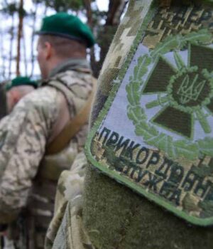 Прикордонники запрошують громадян на військову службу за контрактом