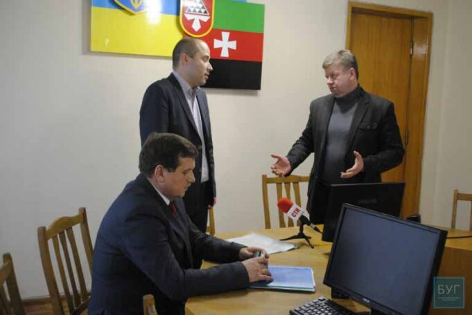 Нововолинськ чи Іваничі: де буде центральне відділення Пенсійного фонду? Нововолинськ чи Іваничі: де буде центральне відділення Пенсійного фонду?